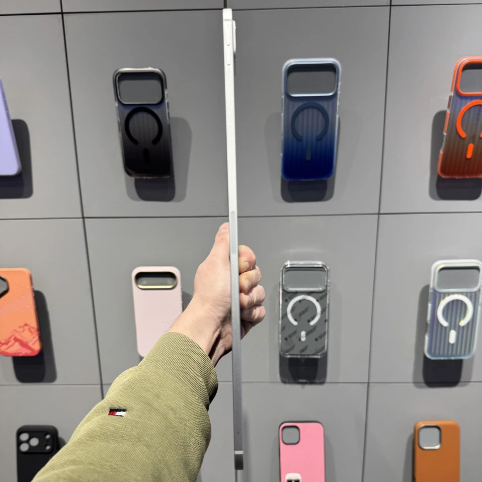 Планшет Apple iPad Pro 13 (2024) 256GB Wi-Fi + Cellular Серебро (Silver) (Б/У)