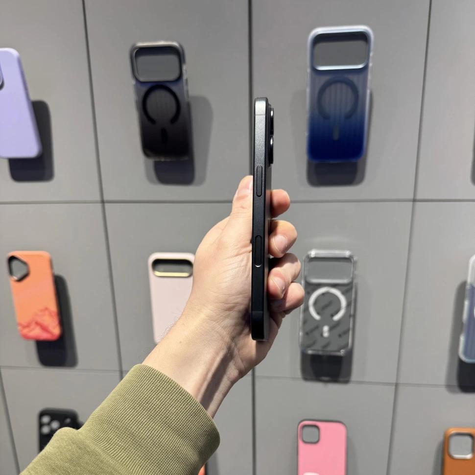 Смартфон Apple iPhone 16 256GB ASIS Черный (Black) (Б/У)