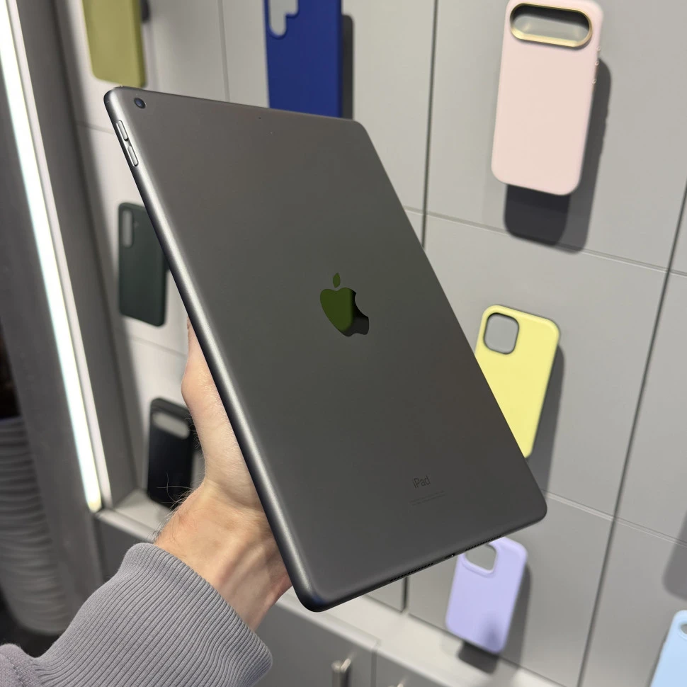 Планшет Apple iPad 10.2 (9th Generation) 64GB Wi-Fi Серый (Б/У)